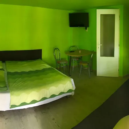Apartmán Kurtaserska 3316/103b Velky Meder