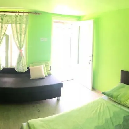 Apartment Kurtaserska 3316/103b *